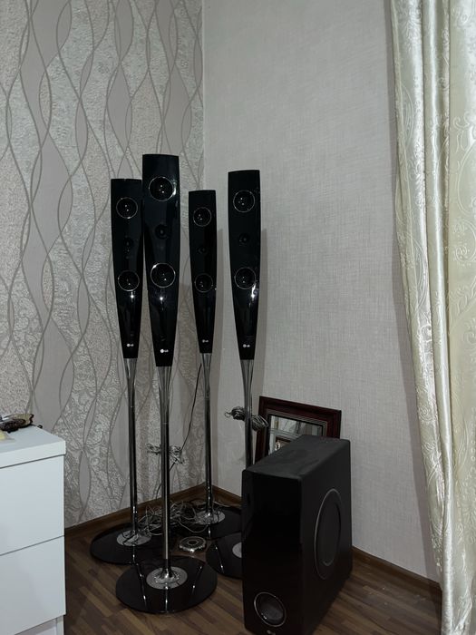 домашний кинотеатр-караоке LG
