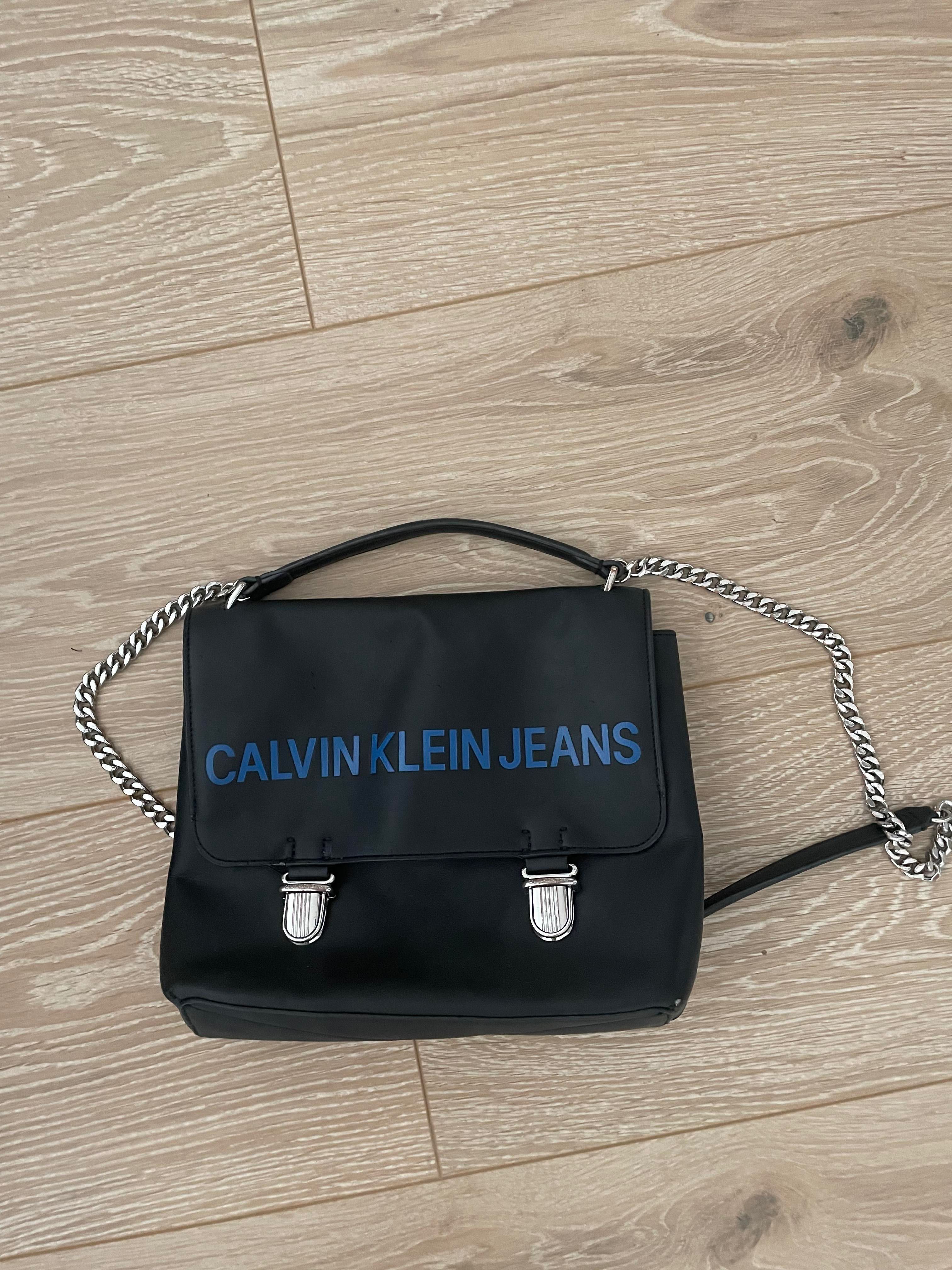 Geanta Calvin Klein