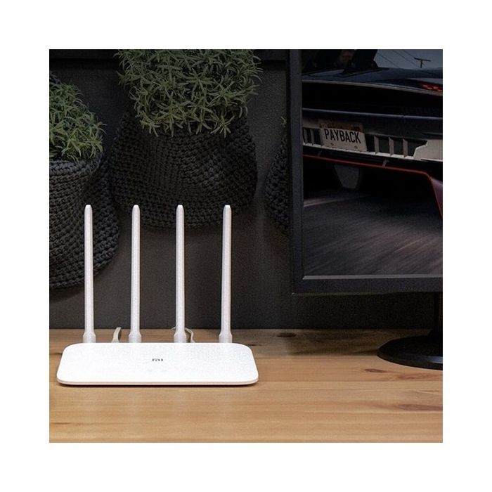 продаю роутер Xiaomi Wi-Fi роутер — мощный интернет в каждый угол дома
