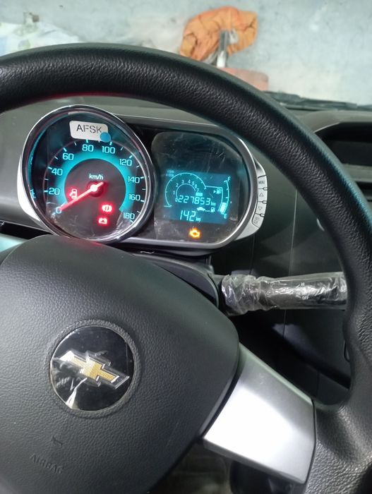 Spark sotiladi  srochniy