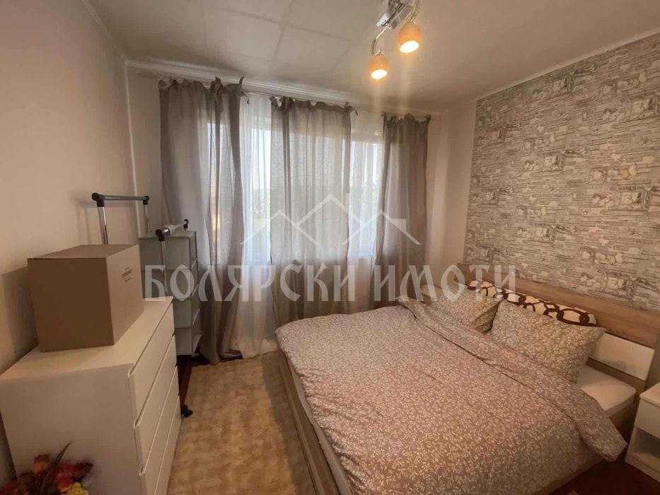 Дава се под наем Четиристаен апартамент в Горна Оряховица - 95 кв.м за 282 € - Снимка #2