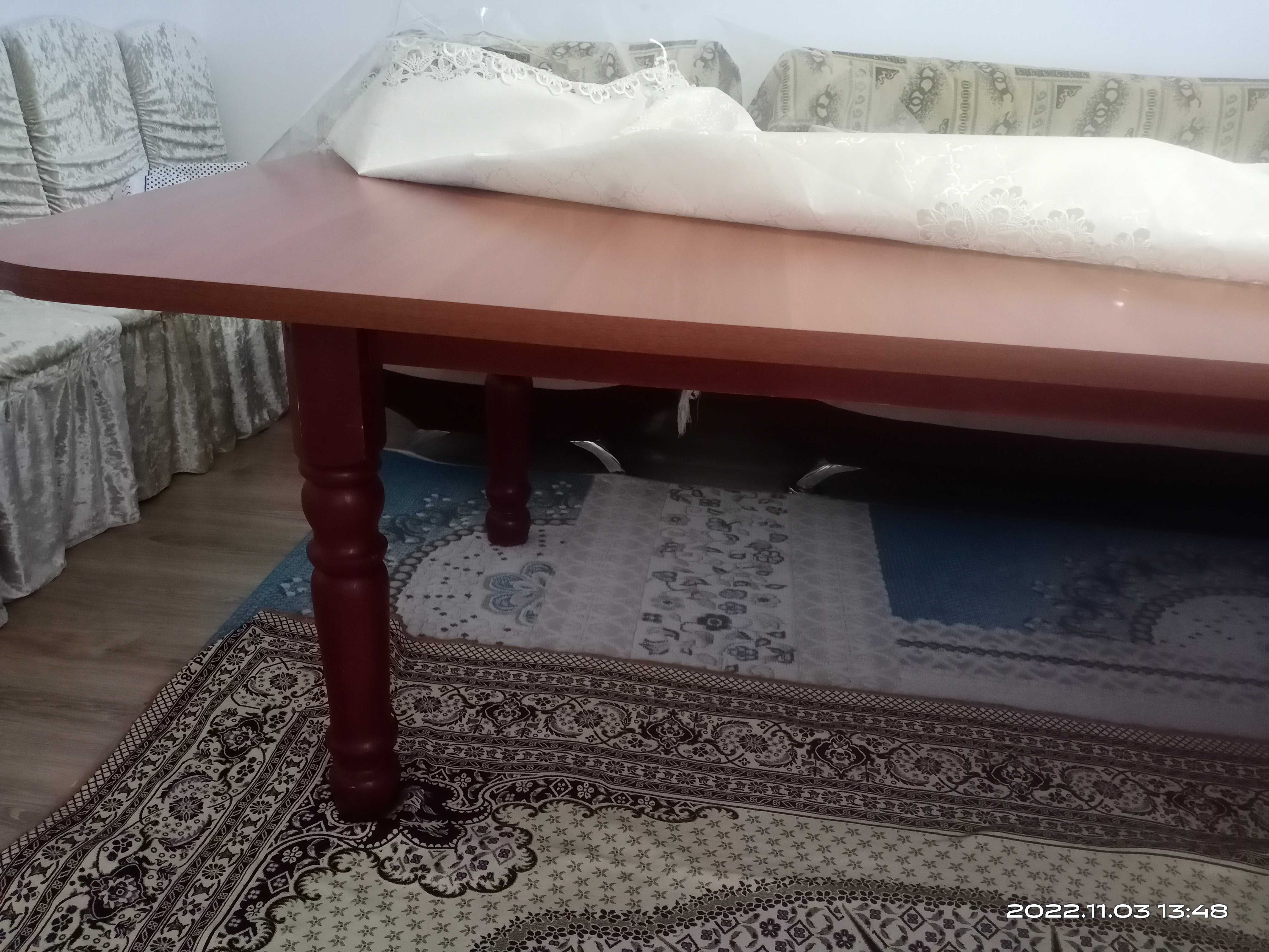 Овальный стол сатыладыы