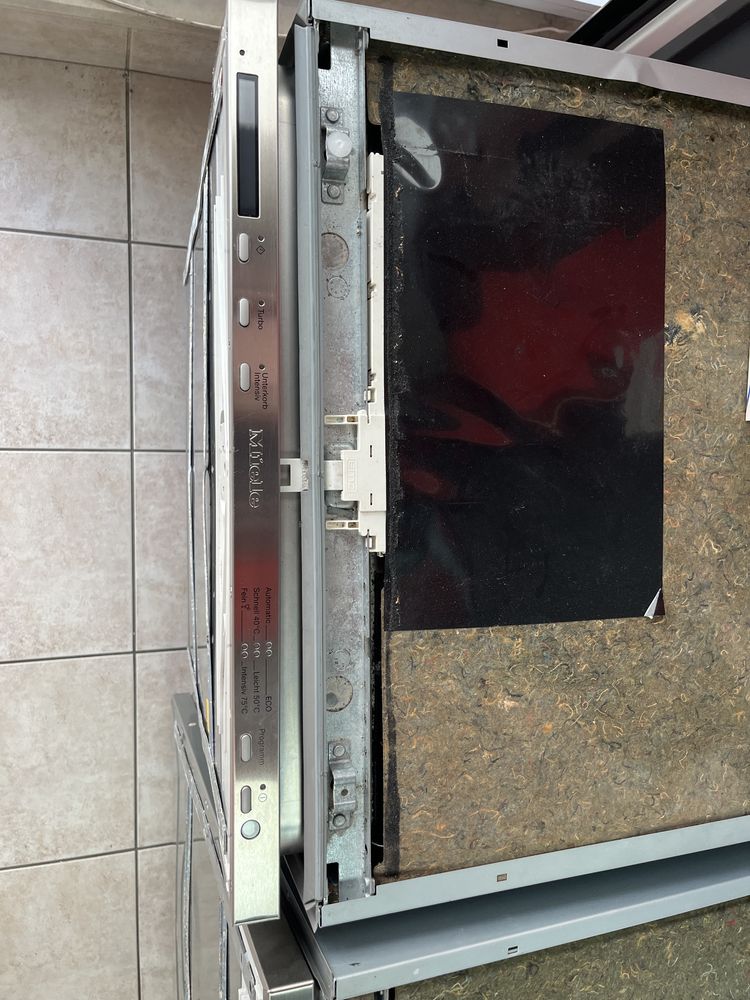 Miele G5665 SCVi XXL съдомиялна за пълно вграждане/24 нес гаранция