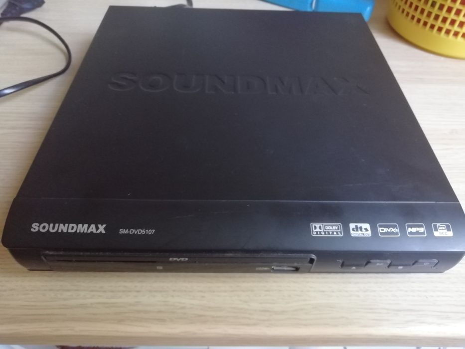 Продам DVD плеер