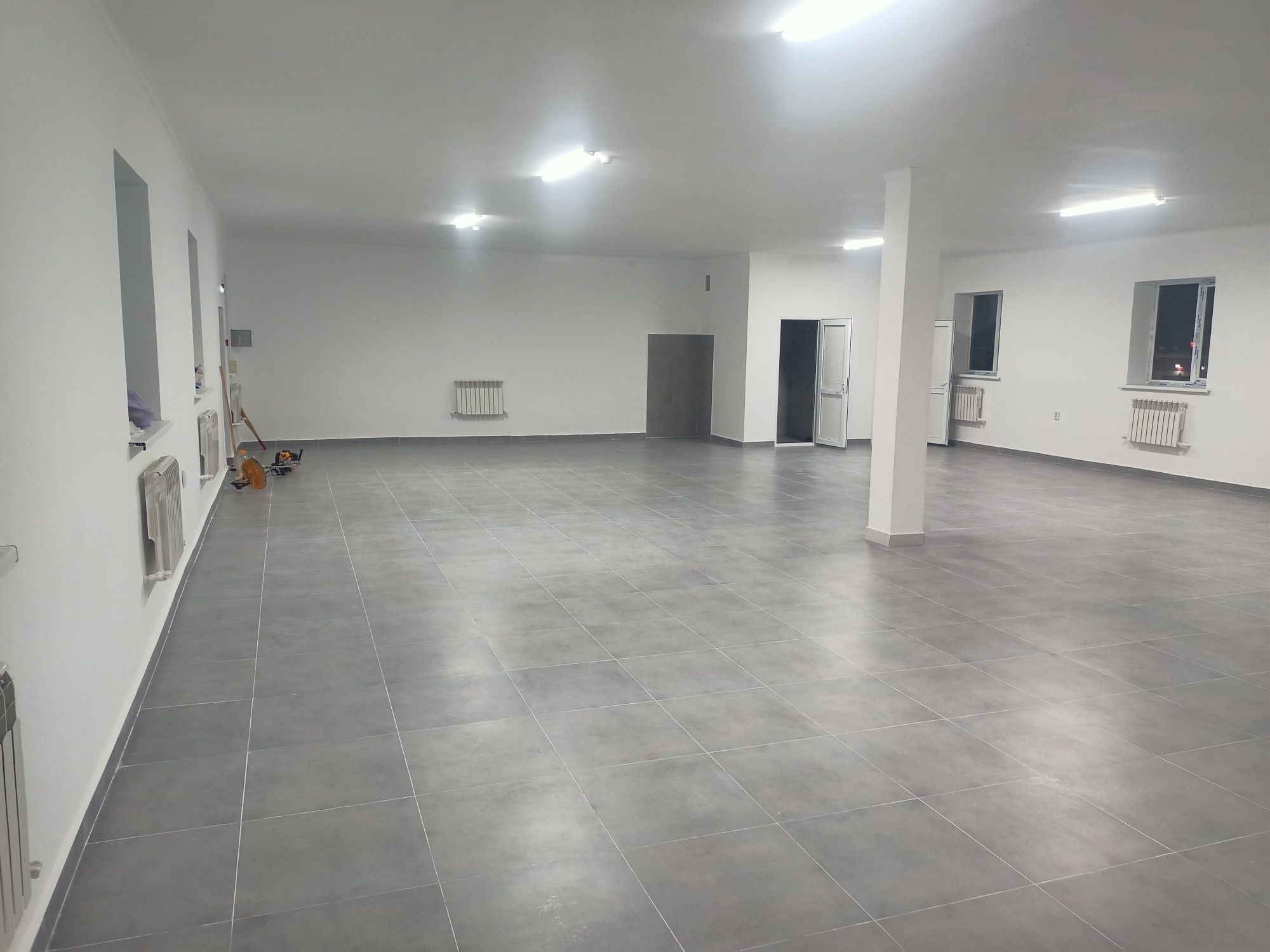 Сдам в аренду помещения 180 м2, Нурсити 3мкр.