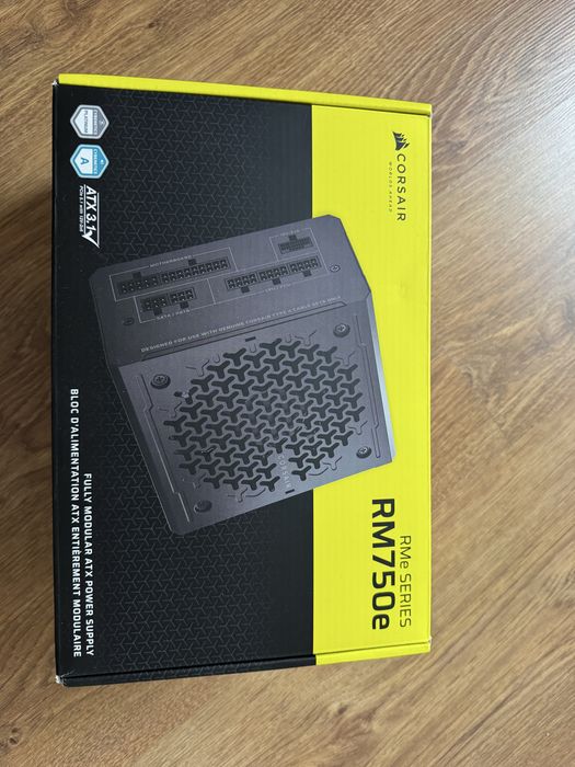 Ново Corsair 750w с гаранция