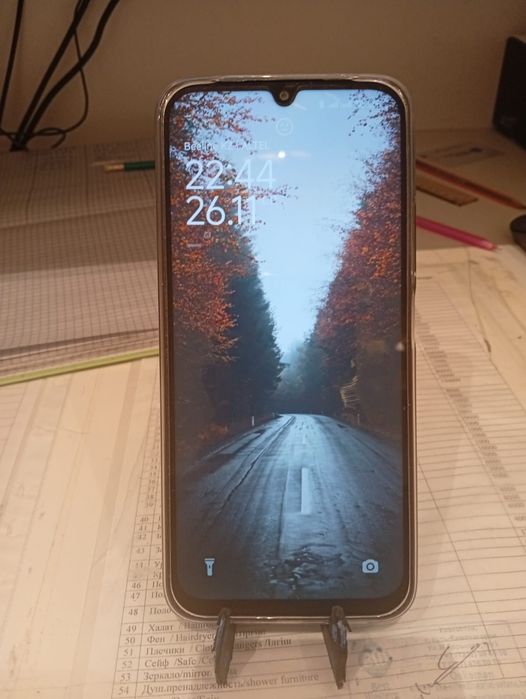 Продам Поко с85 256 гб