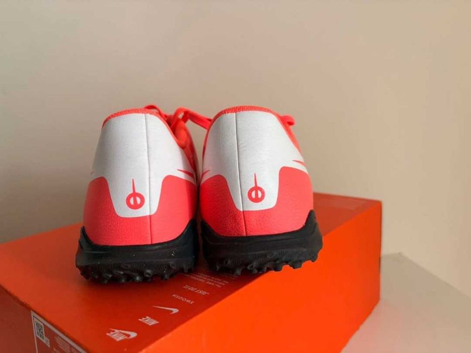 Стоножки NIKE Legend 10 UK 11