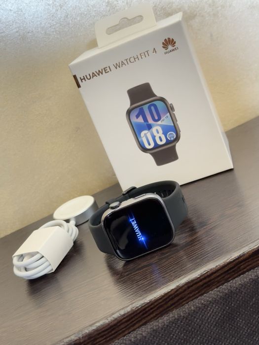 НОВ! Смарт часовник Huawei FIT 4