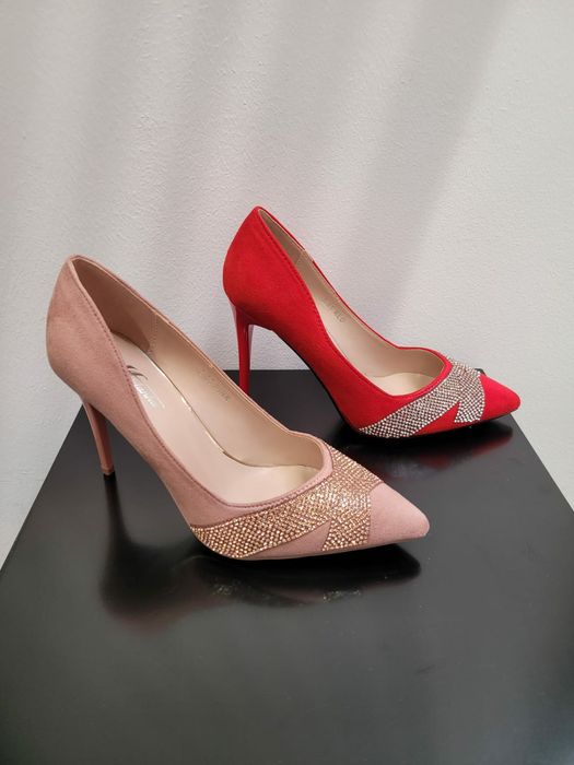 Livrare GRATUITA, 45Lei perechea pantofi dama toc 8cm si 10cm