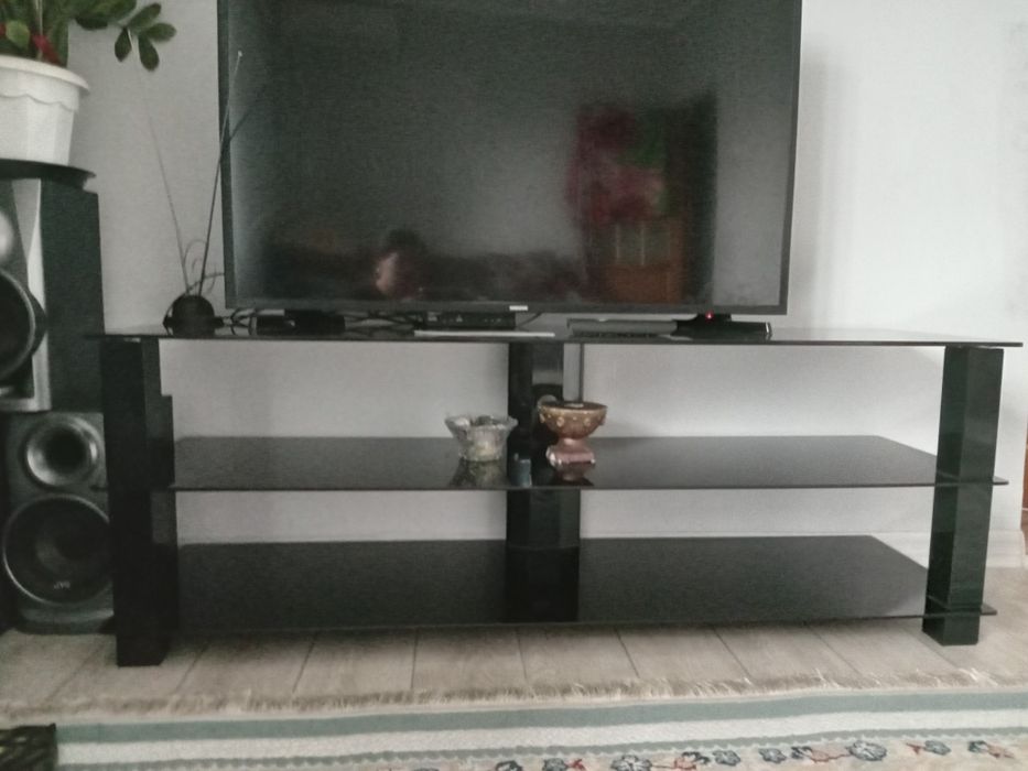 Тумба под телевизор