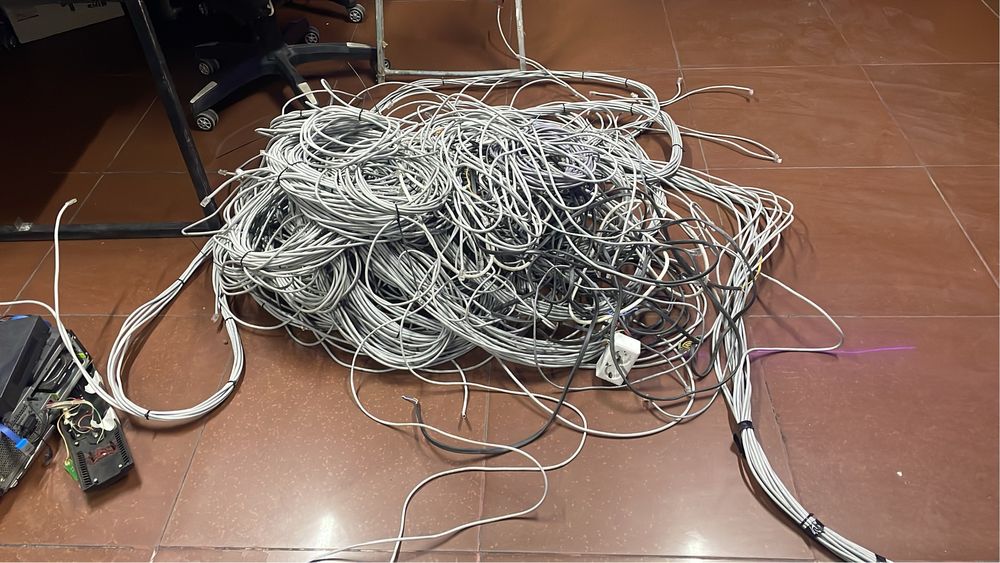 продам перефирию для компьтерного клуба и еще много чего другого