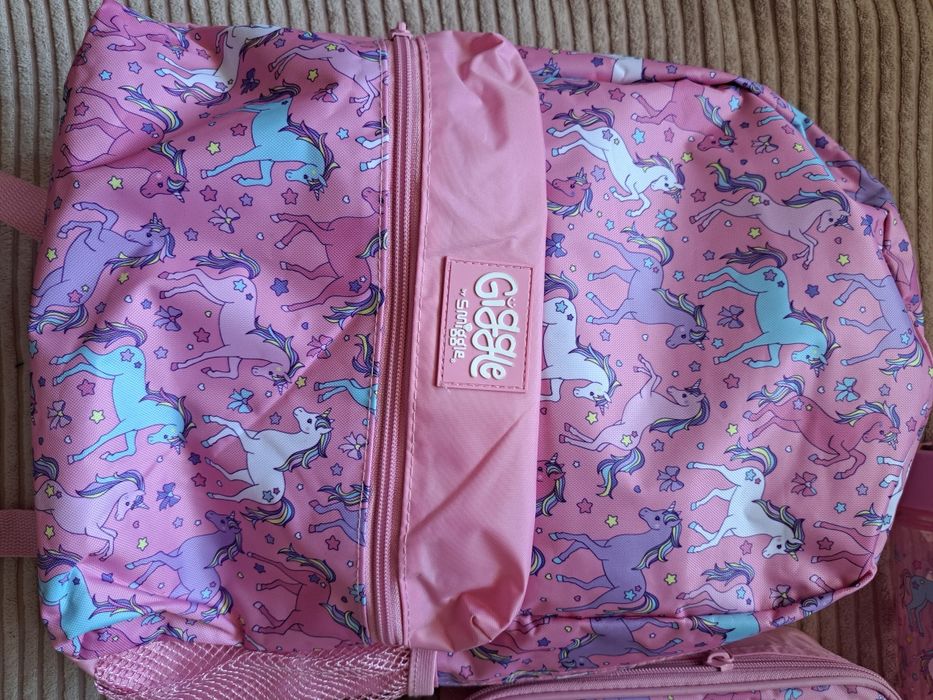 Smiggle Нови!!! Раница,термо чанта, шише и несесер