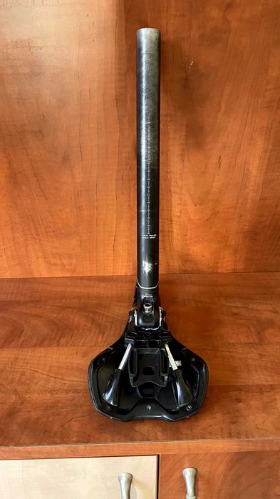 Оригинална Giant седалка с колче към нея за колело в отлично състояние