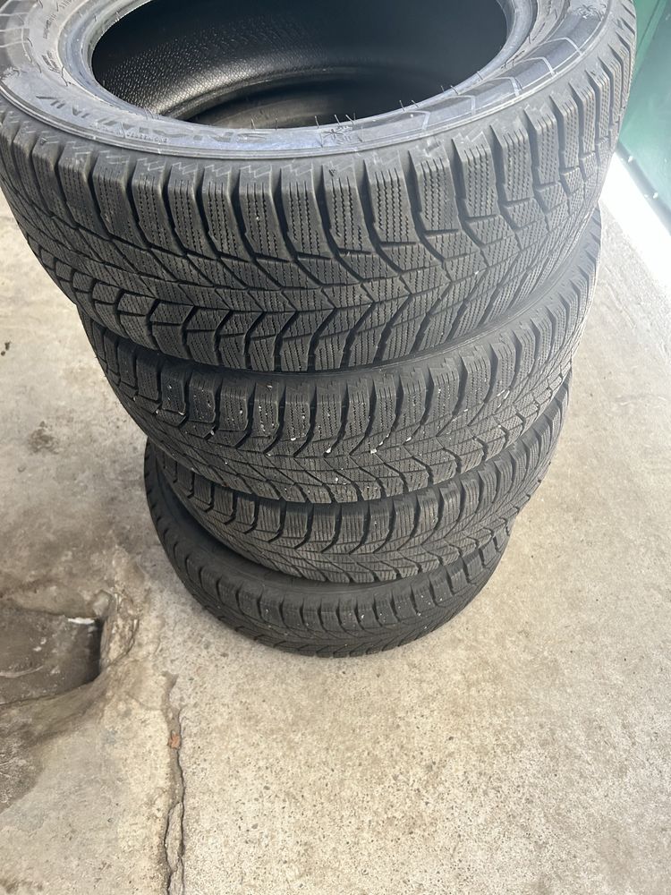 Triangle 205/55R16 шины комлект
