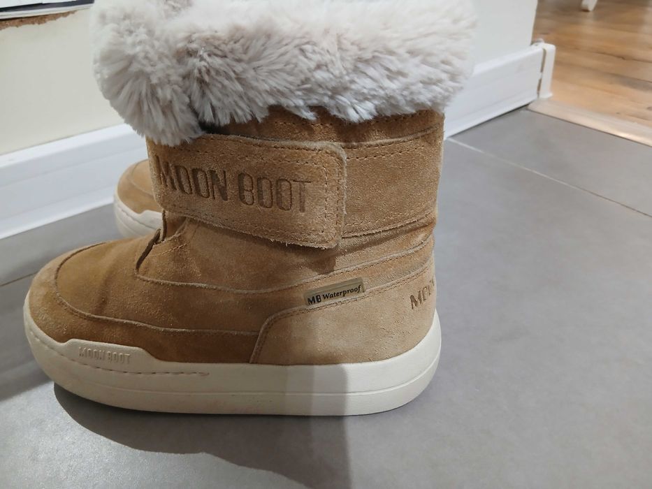 Moon Boot обувки