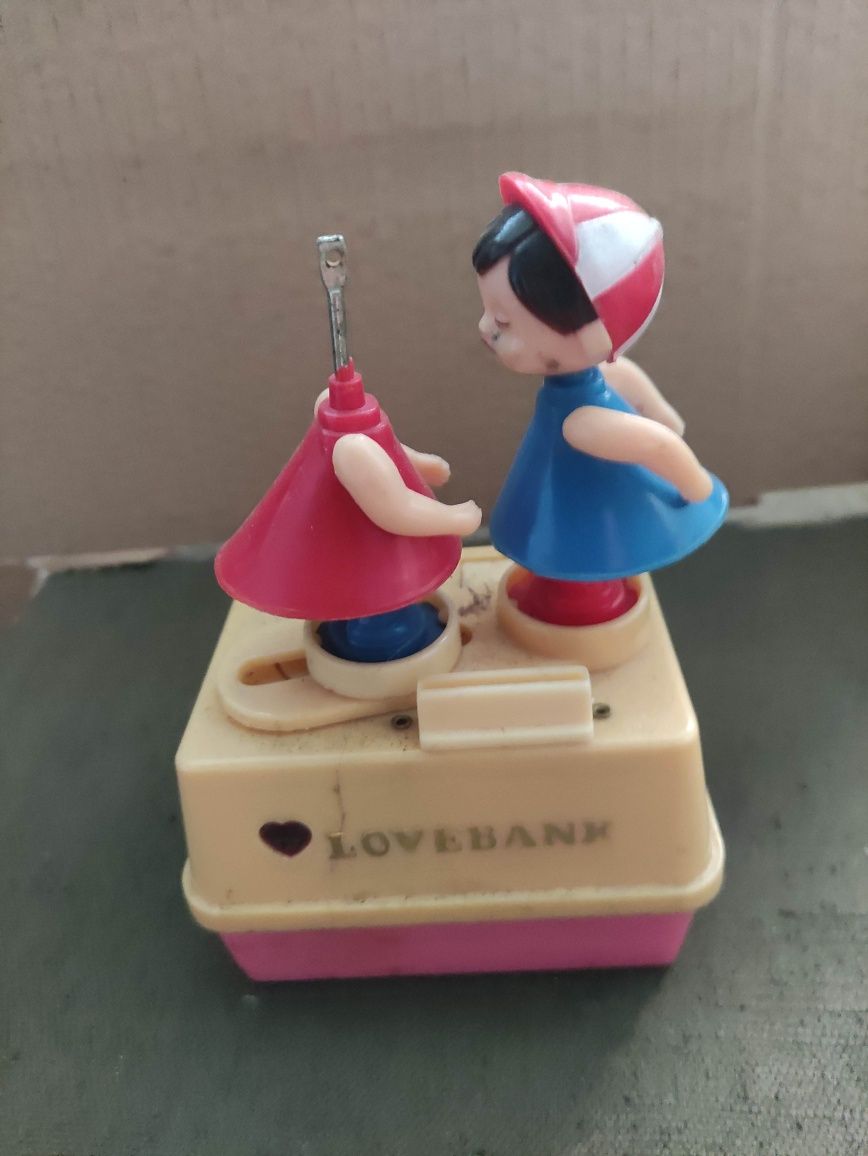 Продавам Пластмасова играчка LoveBank