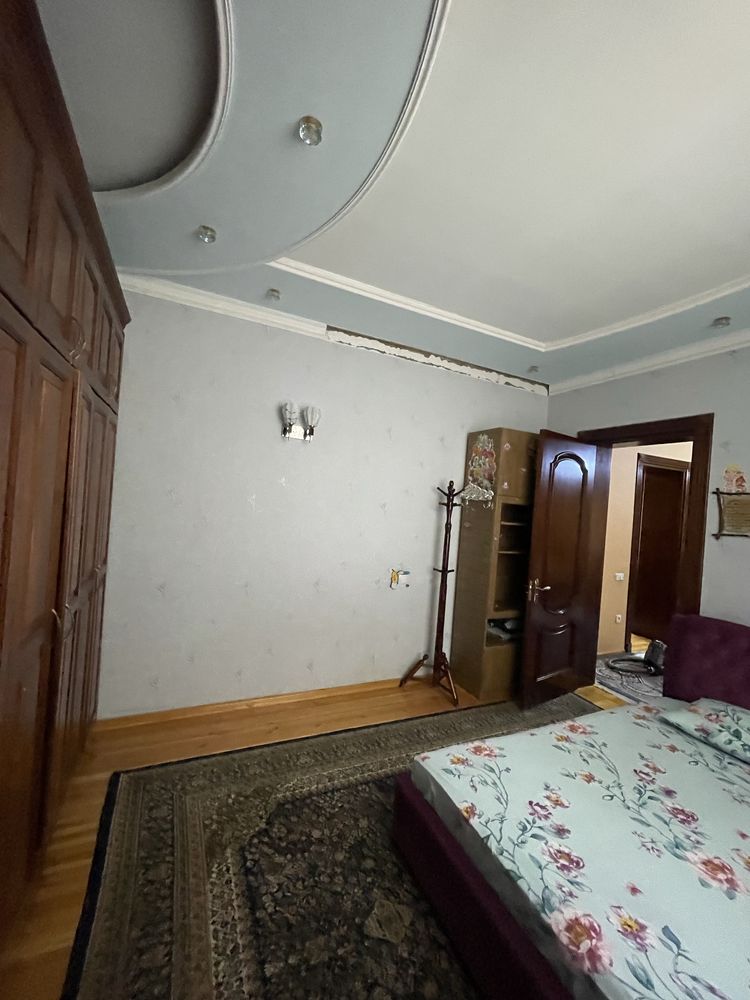 Hovli sotiladi Toshkent shahri Uchtepa tumani