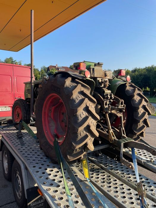 Tractor fendt viticol