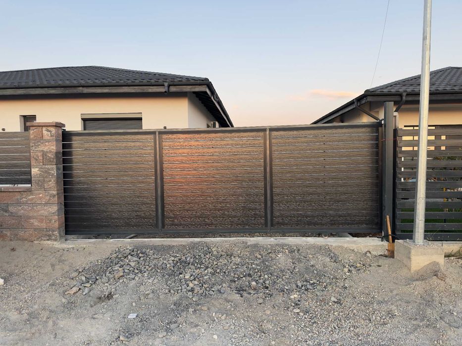 Garduri și porți din WPC pe structură metalică – fabricat în România