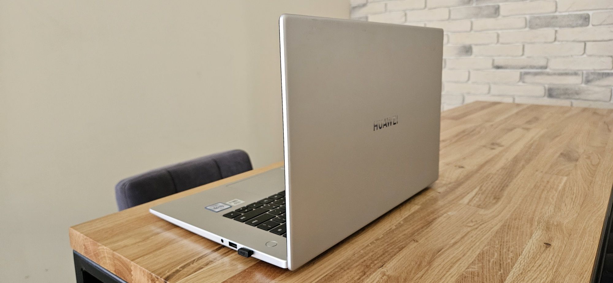 Лаптоп Huawei Matebook D15