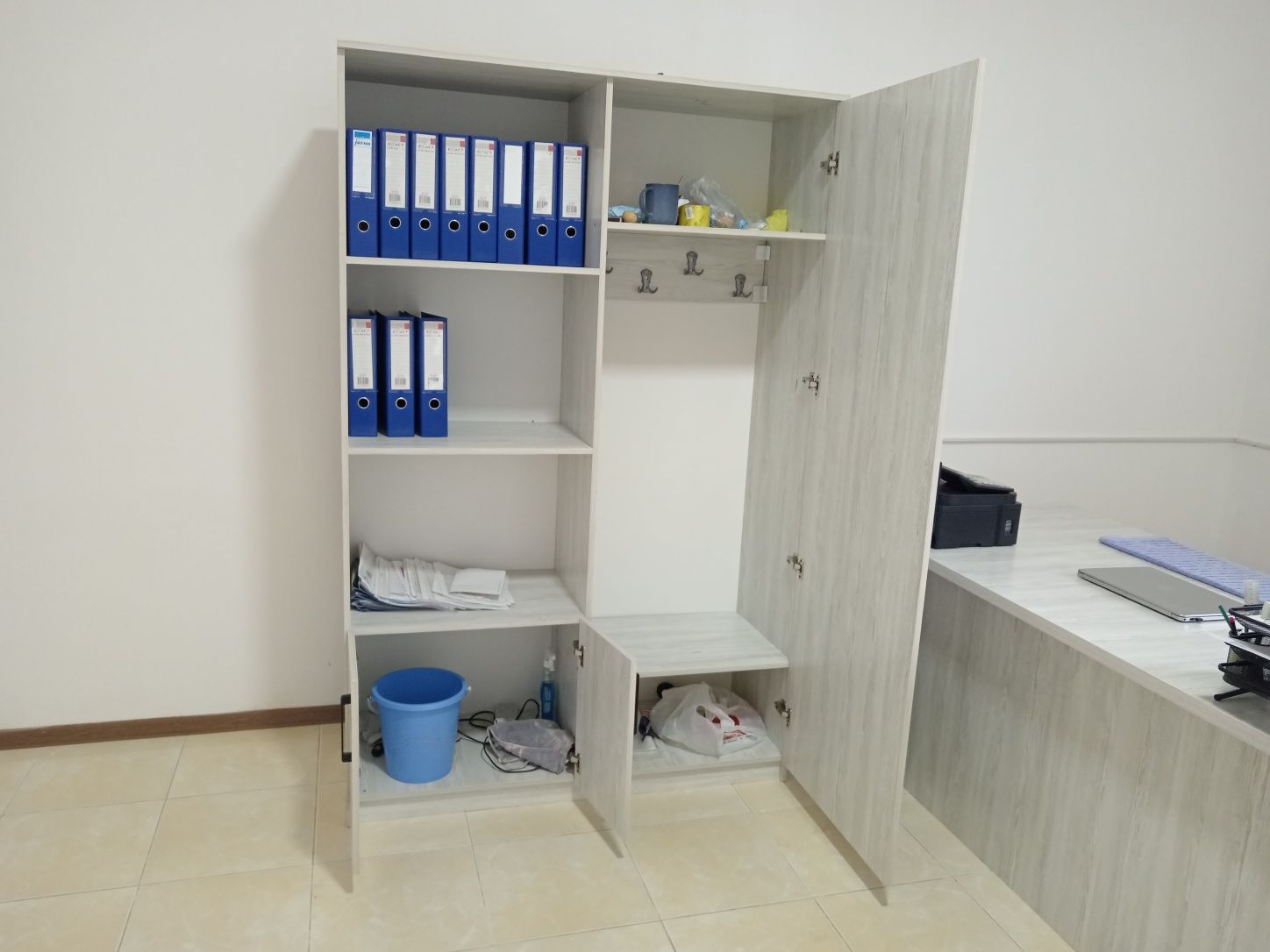 Ofis mebellari sotiladi