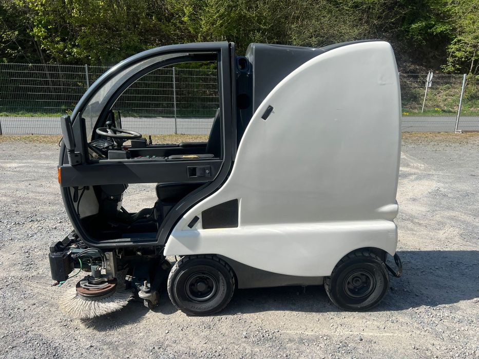 Automaturatoare aspirator stradal automaturatoare Moro Cocinela