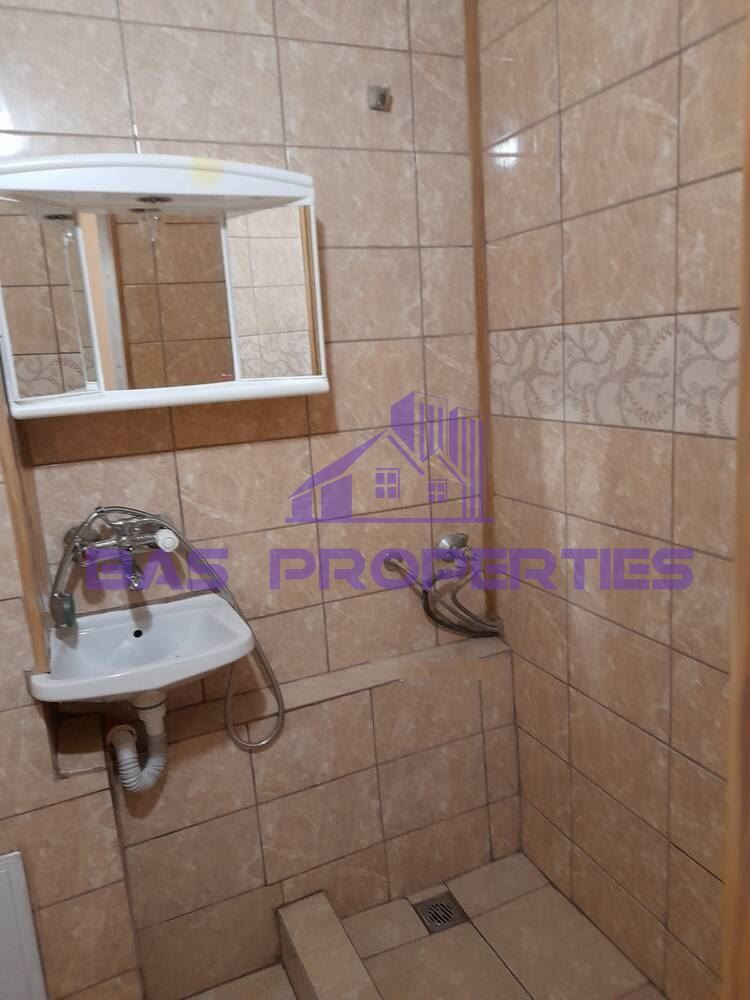 Продава се Двустаен апартамент в София, Свобода - 65 кв.м за 1770 €/кв.м - Снимка #7
