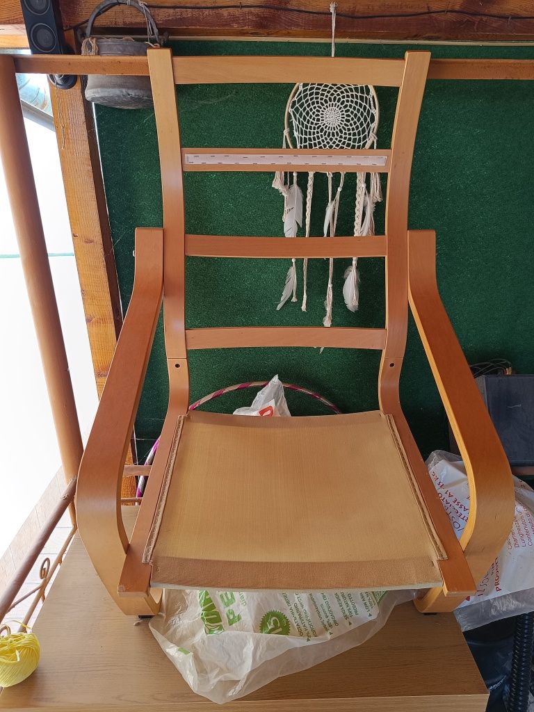 Кресло с табуретка POANG