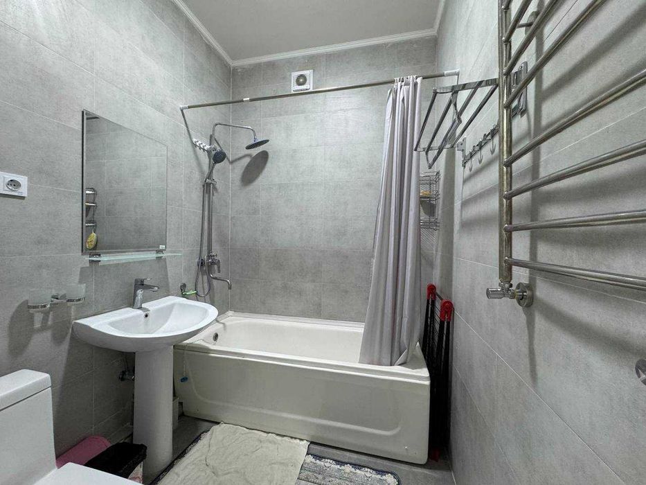 Срочно сдам евро двушку в Яккасарайском р-не на Шото-Руставели 894*