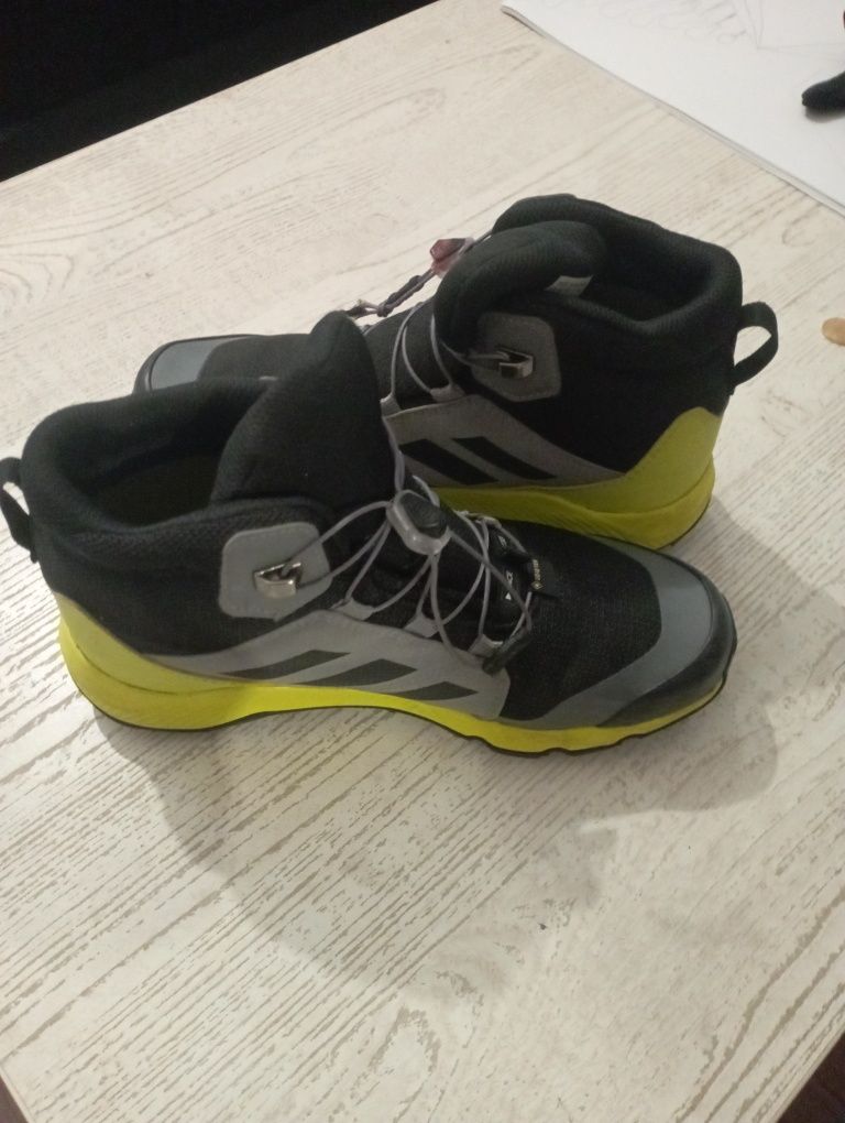Зимни маратонки gore-tex