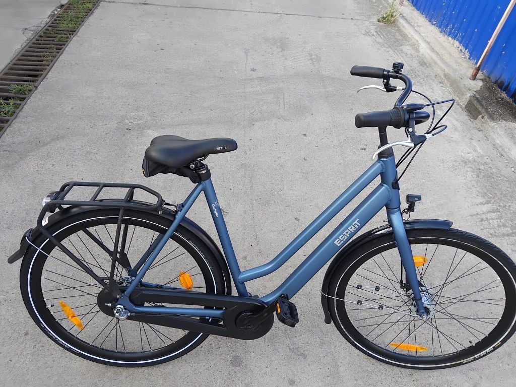 Vând bicicleta gazele din aluminiu pentru damă