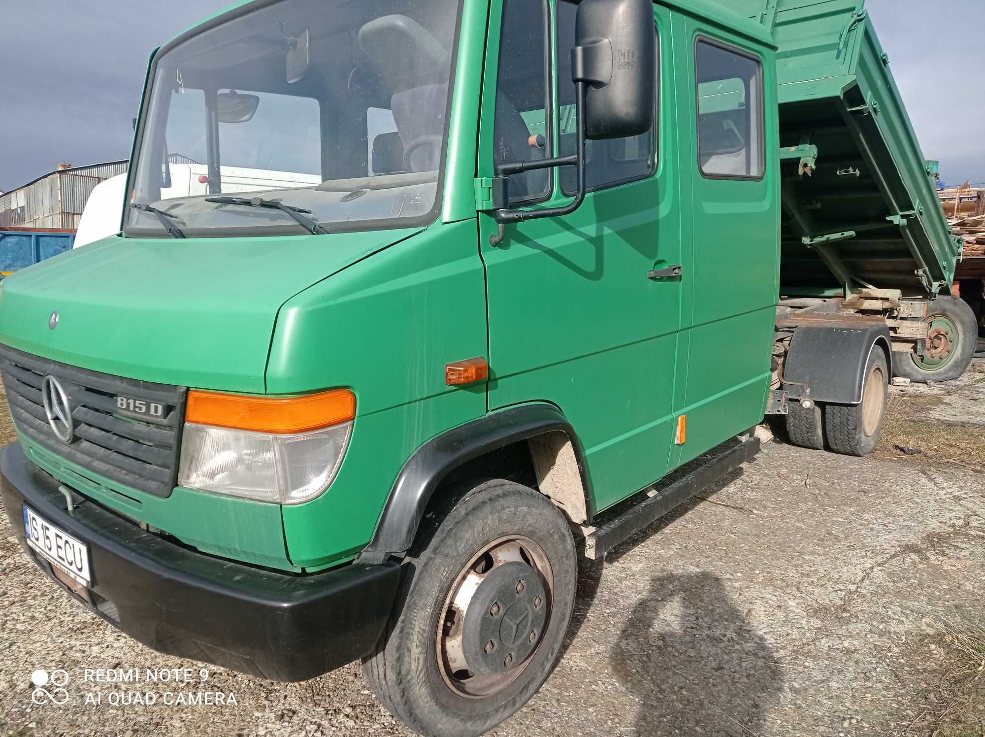 Mercedes Vario basculabil 3 parti