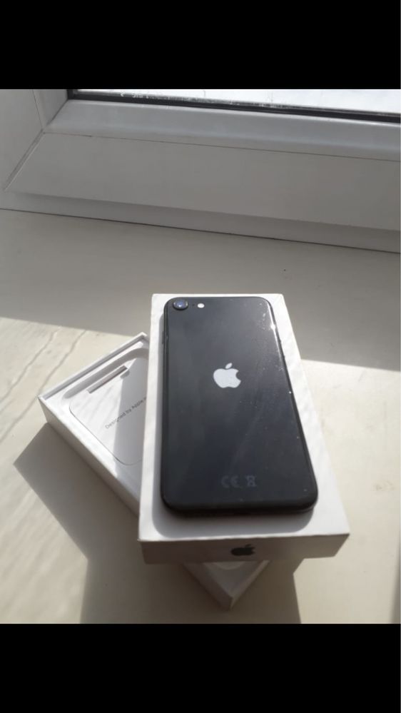 Iphone 128 gb se 2020