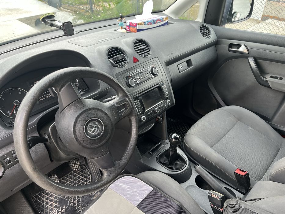 Vand VW Caddy 7 locuri
