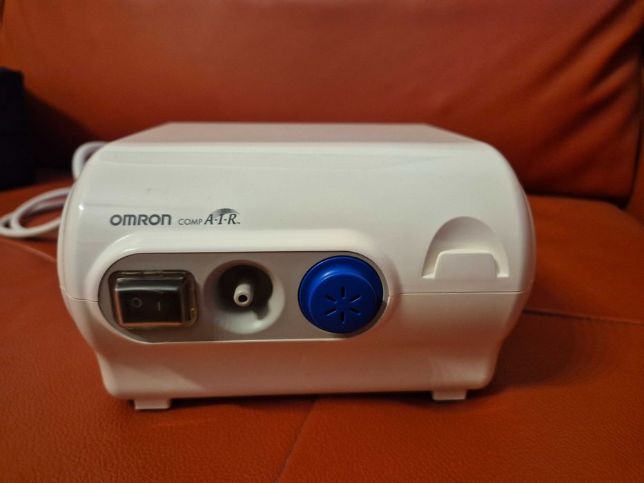 Vand nebulizator/aparat aerosoli CompAir NE-C28-Air,marca Omron,ca nou