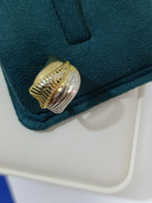 Тилла узук, проба 585, вес 2,35 размер 18