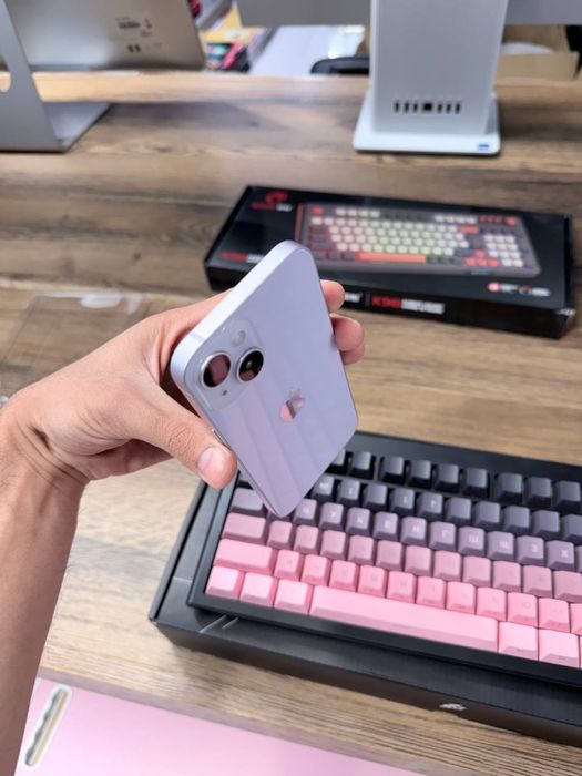 Iphone 14. 256gb kardok