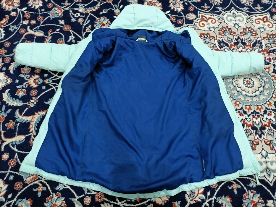 Продаю детскую зимнюю куртку