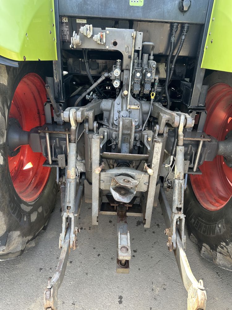Tractor Claas 630C Arion! Schimb cu apartament ofer diferenta!