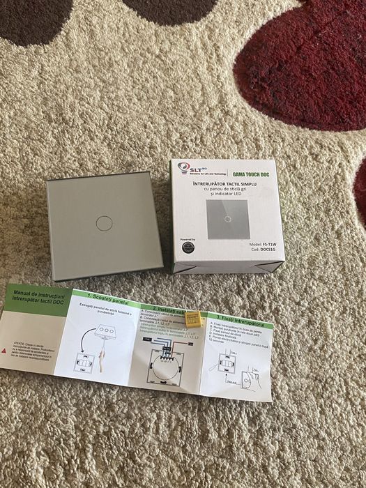 Intrerupator tactil si indicator led