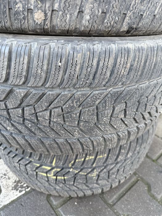 Vand cauciucuri 275 30 20 cu 245 35 20 iarna noi
