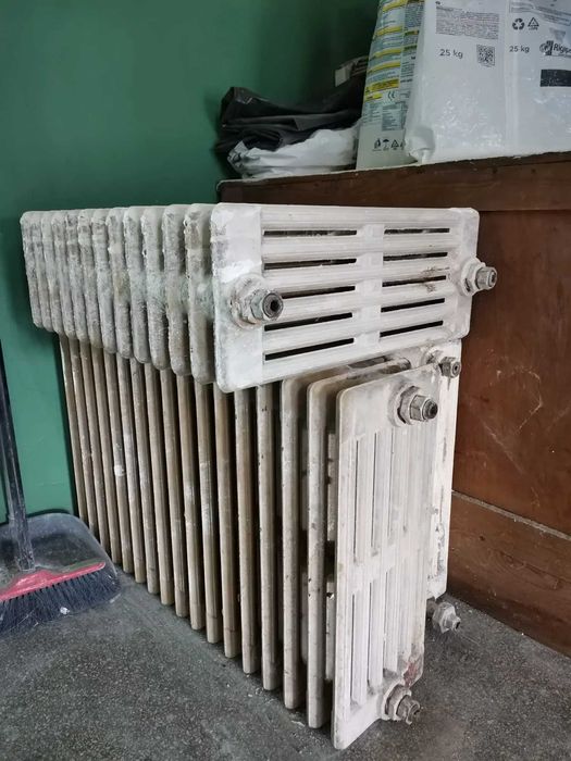 mobila veche , deșeuri din construcții , electrocasnice ,Moloz