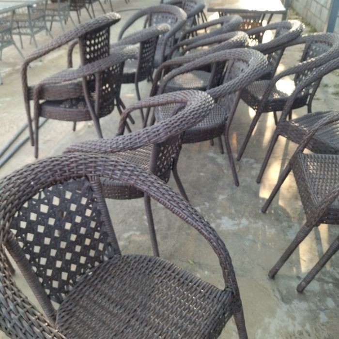 Ратар стол стуллари 1+4 1+6 талилар бор