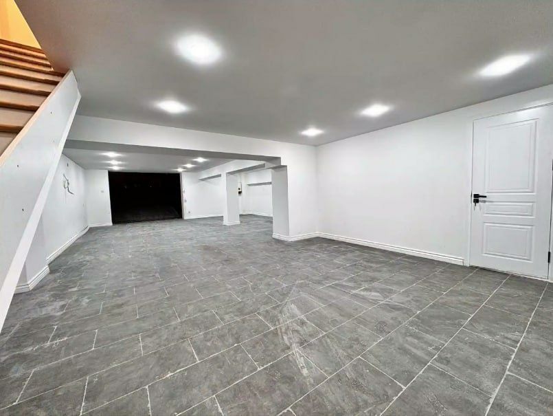 Продажа 4 Уровненый Таунхаус Саламатина