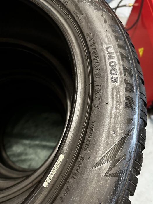 245/50 R19 105V XL - Bridgestone Blizzak LM005 M+S Oferta