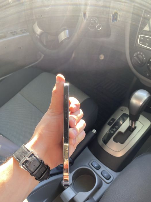 Iphone 12 pro srocno