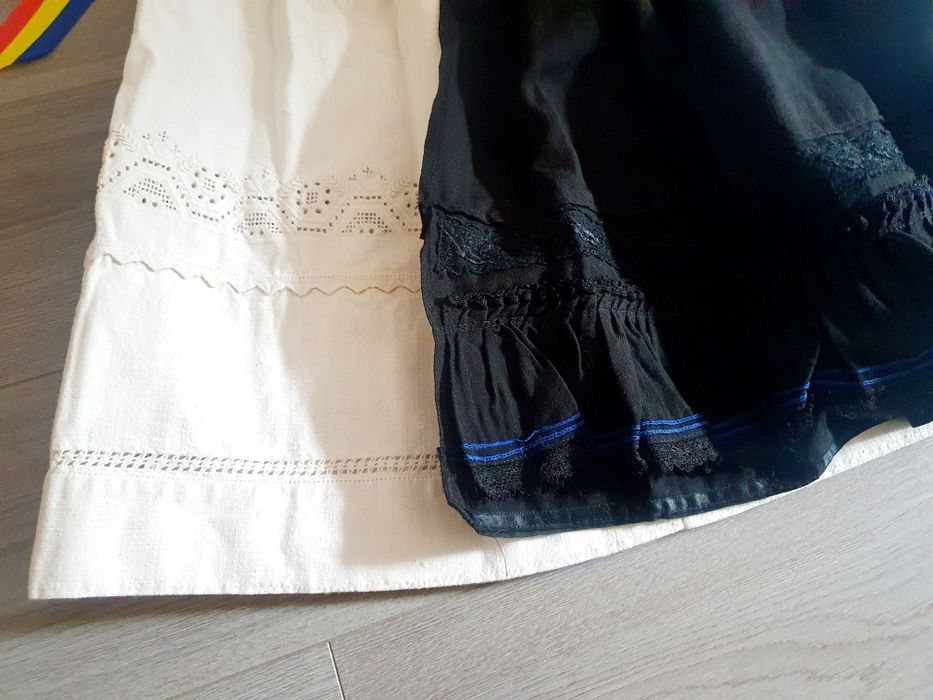 Costum popular - mărimea L- XL