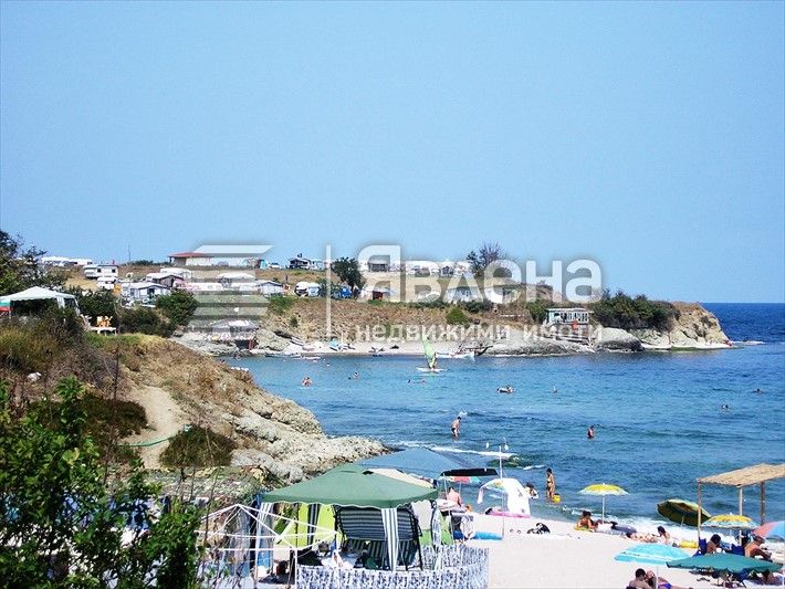 Продава се Парцел в Царево - 2834 кв.м за 230 €/кв.м - Снимка #1