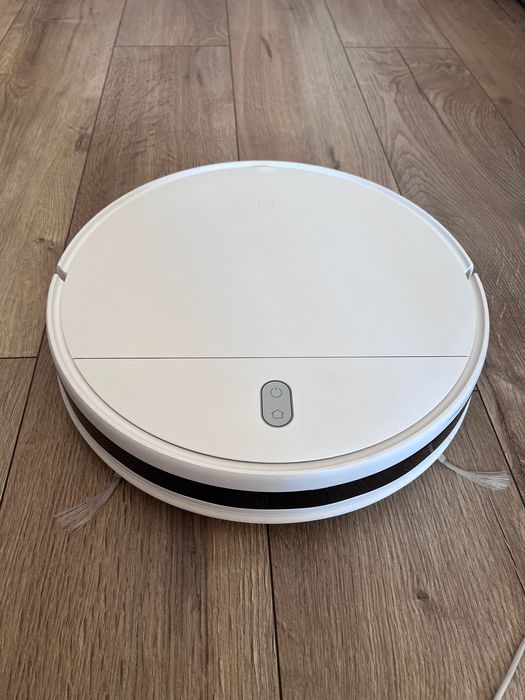 Mi Robot Vacuum Mop Essential